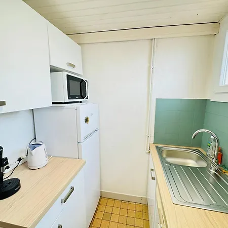Apartment Valras-loc - En Front De Avec Balc